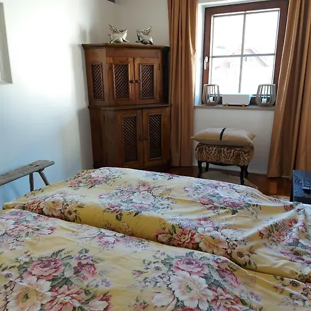 Stroblerhof שטרובל