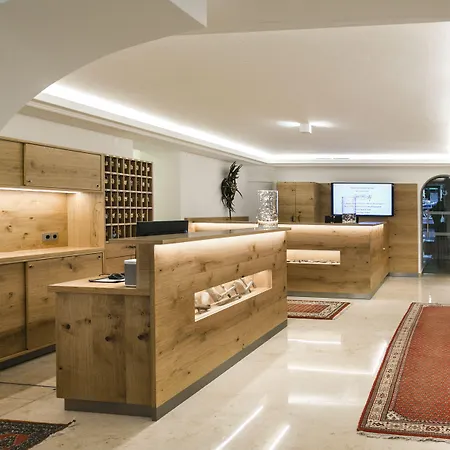 Stroblerhof 4* Штробль