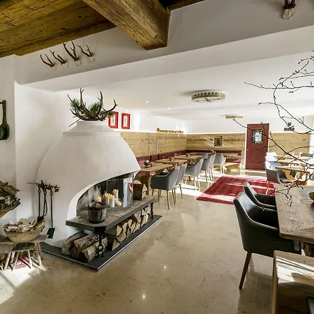 Stroblerhof Hotel 4*