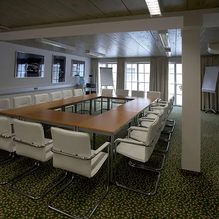 Stroblerhof שטרובל