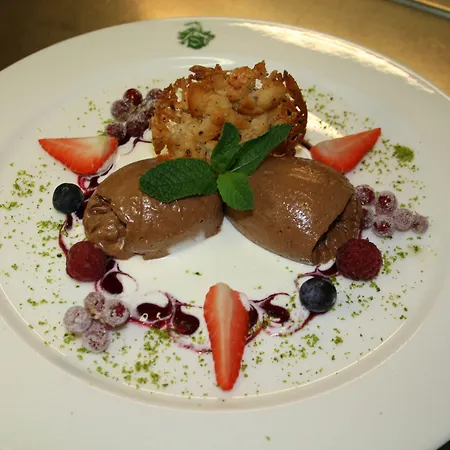 מלון Stroblerhof 4*